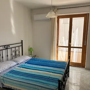 https://appartamento-100-metri-dal-mare.in-sardinia.net
